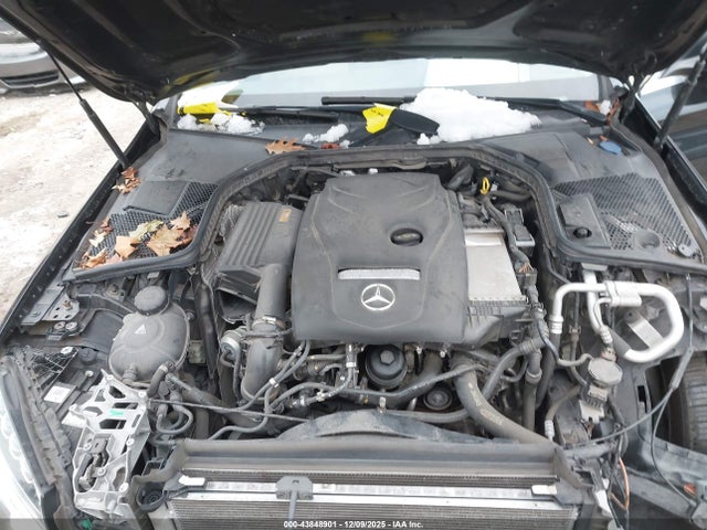43848901 :رقم المزاد ، 55SWF4KB6JU251900 vin ، 2018 Mercedes-benz C 300 4matic مزاد بيع