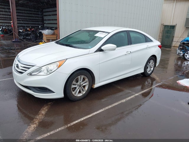Hyundai SONATA GLS 2014 5NPEB4AC3EH887930 Image 2