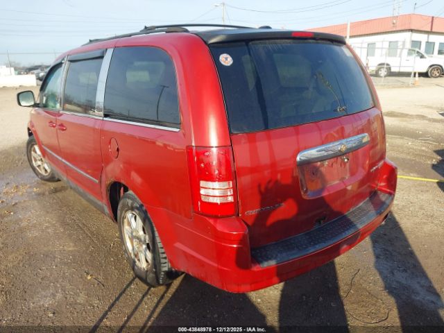 2009 CHRYSLER TOWN & COUNTRY 2A8HR54169R670575 Photo 2