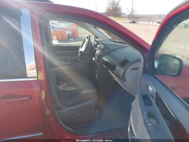 2009 CHRYSLER TOWN & COUNTRY 2A8HR54169R670575 Photo 4