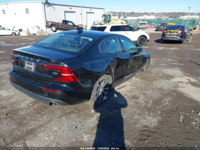 2021 VOLVO S60 7JR102FK3MG095841 Photo 3