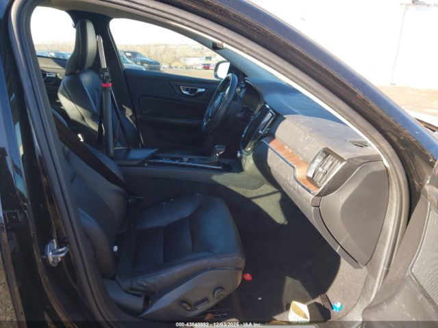 2021 VOLVO S60 7JR102FK3MG095841 Photo 4