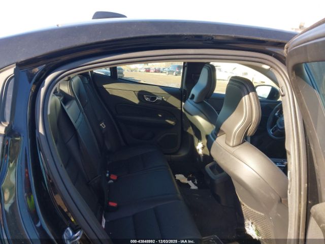 2021 VOLVO S60 7JR102FK3MG095841 Photo 7