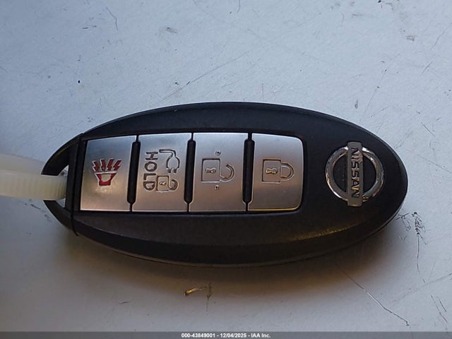 1N4AZ1CP5JC301121 Nissan LEAF S