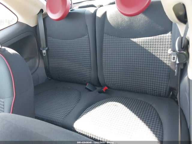3C3CFFKR7HT700045 Fiat 500 POP