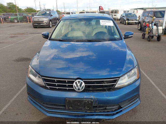 3VWDB7AJ4JM241938 Volkswagen Jetta 1.4t Se/1.4t Wolfsburg Edition