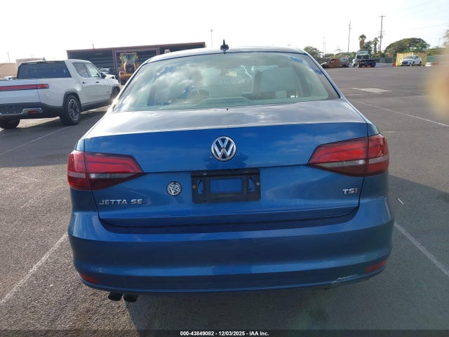 3VWDB7AJ4JM241938 Volkswagen Jetta 1.4t Se/1.4t Wolfsburg Edition