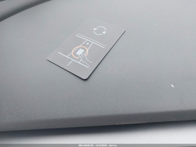 2023 TESLA MODEL Y 7SAYGDEF4PF601445 Photo 10