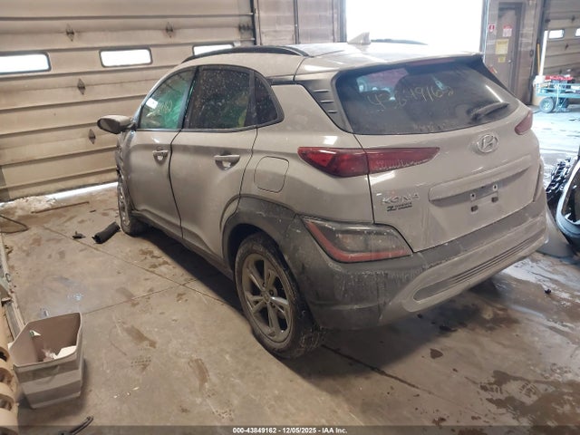 2022 HYUNDAI KONA KM8K3CAB4NU754600 Photo 2