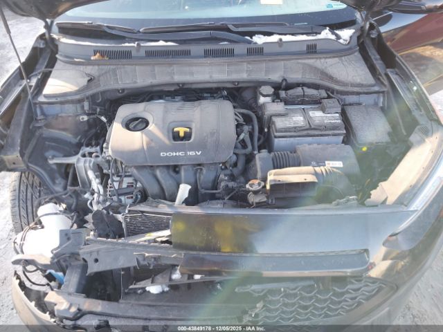 2018 HYUNDAI KONA KM8K12AA1JU067592 Photo 9