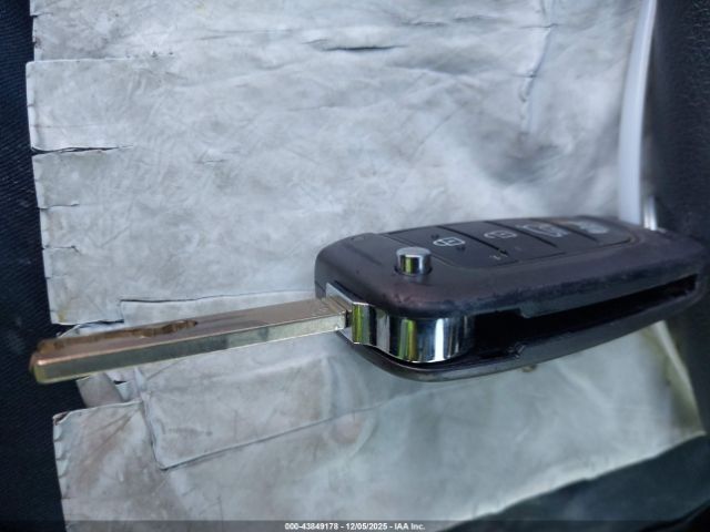 2018 HYUNDAI KONA KM8K12AA1JU067592 Photo 10