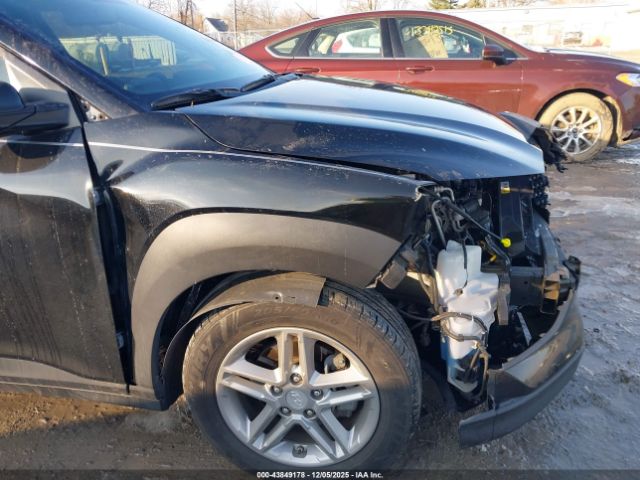 2018 HYUNDAI KONA KM8K12AA1JU067592 Photo 5