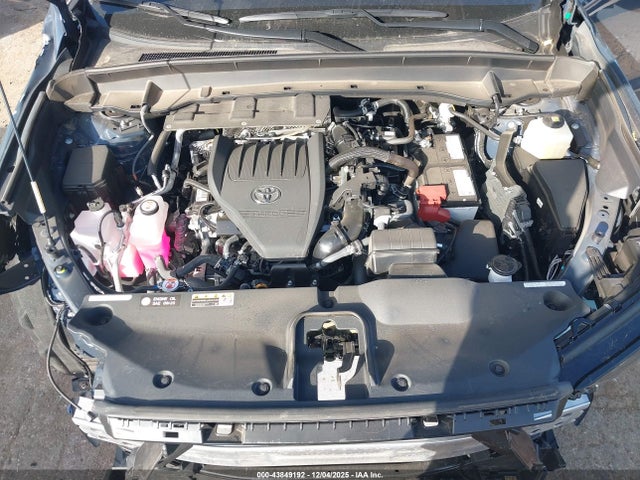 Toyota Grand Highlander Platinum 2025 5TDAAAB52SS098271 Image 10
