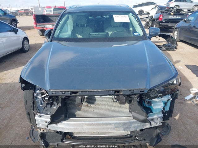 Toyota Grand Highlander Platinum 2025 5TDAAAB52SS098271 Image 13