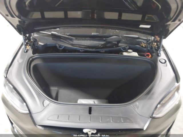 2024 TESLA MODEL X 7SAXCBE6XRF460816 Photo 9