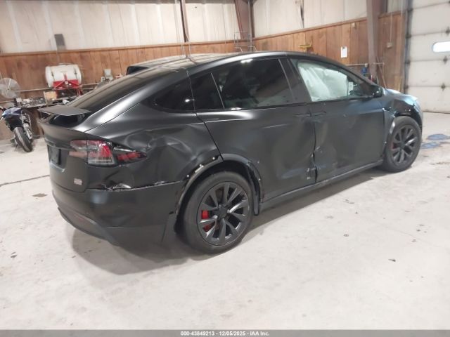 2024 TESLA MODEL X 7SAXCBE6XRF460816 Photo 3