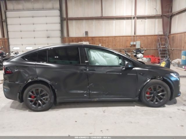 2024 TESLA MODEL X 7SAXCBE6XRF460816 Photo 5