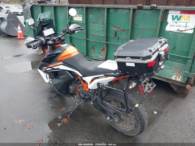 2021 KTM 890 VBKTR6406MM822248 Photo 2