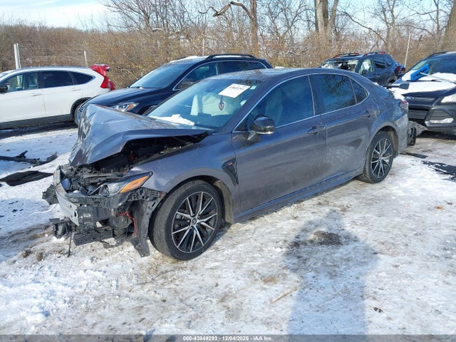 Продаж на аукціоні авто 2022 Toyota Camry Se, vin: 4T1G11AK8NU642799, номер лоту: 43849293