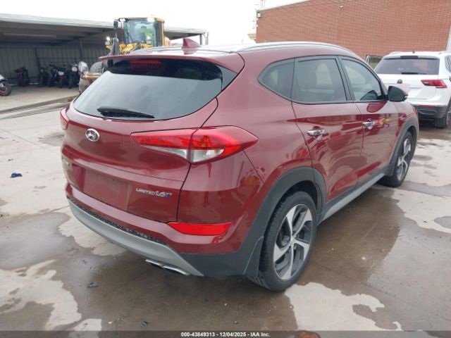 2018 HYUNDAI TUCSON KM8J33A20JU818752 Photo 3