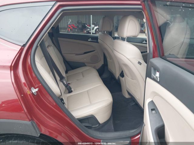 2018 HYUNDAI TUCSON KM8J33A20JU818752 Photo 7