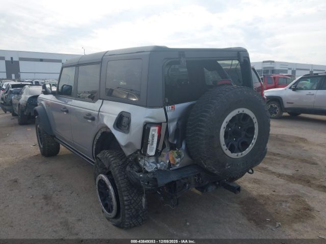 2022 FORD BRONCO 1FMEE5DP6NLA98433 Photo 2