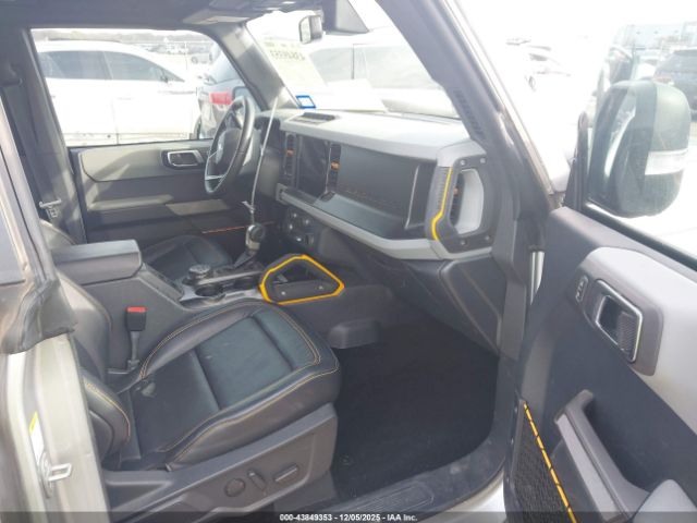 2022 FORD BRONCO 1FMEE5DP6NLA98433 Photo 4