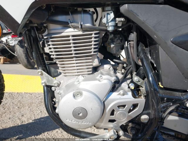 2024 HONDA XR150L 3H1KD1313RD101708 Photo 8