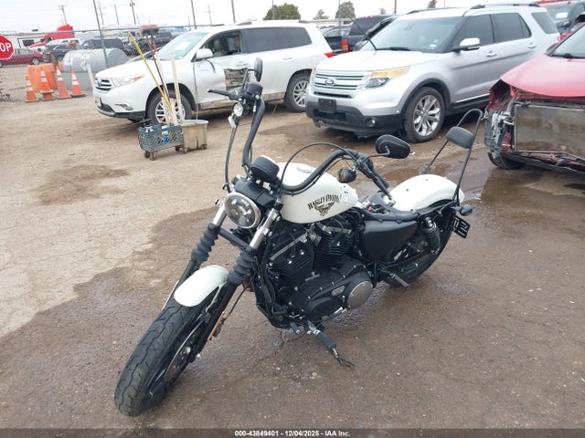 2018 HARLEY-DAVIDSON XL883 1HD4LE215JC433565 Photo 1
