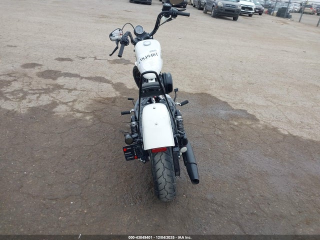 2018 HARLEY-DAVIDSON XL883 1HD4LE215JC433565 Photo 5