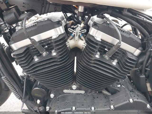 2018 HARLEY-DAVIDSON XL883 1HD4LE215JC433565 Photo 8