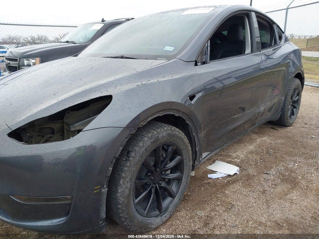 2023 TESLA MODEL Y 7SAYGDEE1PA089471 Photo 5