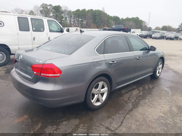 2014 VOLKSWAGEN PASSAT 1VWBT7A38EC082614 Photo 3