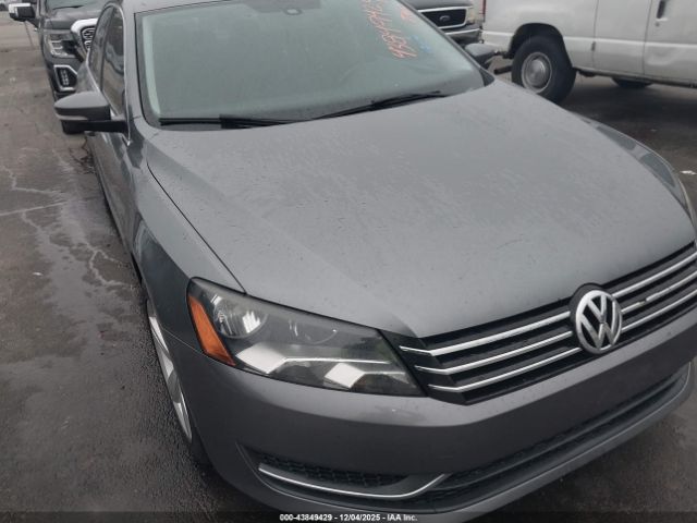 2014 VOLKSWAGEN PASSAT 1VWBT7A38EC082614 Photo 5