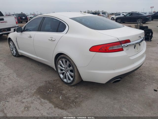 2010 JAGUAR XF SAJWA0GB7ALR63767 Photo 2