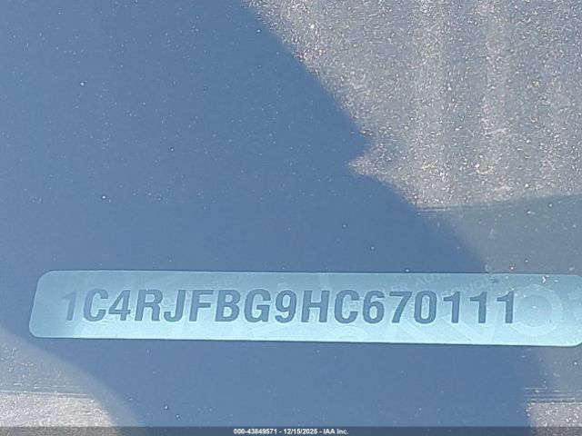 2017 JEEP GRAND CHEROKEE 1C4RJFBG9HC670111 Photo 8