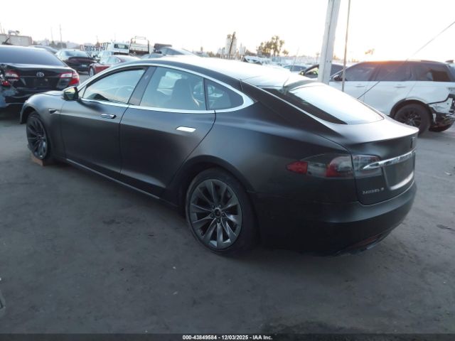2018 TESLA MODEL S 5YJSA1E25JF249693 Photo 2