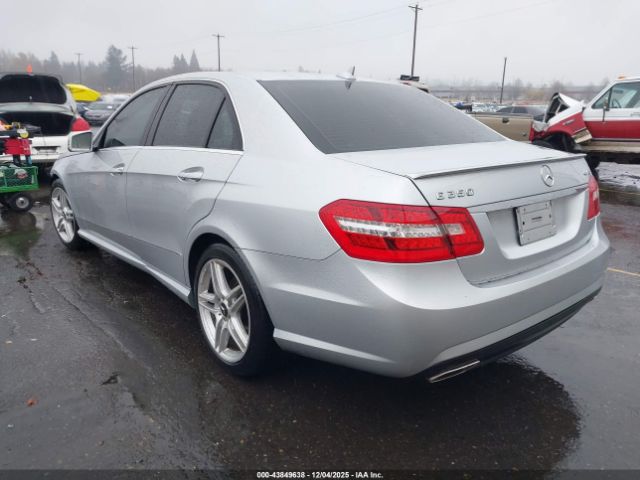 2013 MERCEDES-BENZ E 350 WDDHF8JB6DA709652 Photo 2