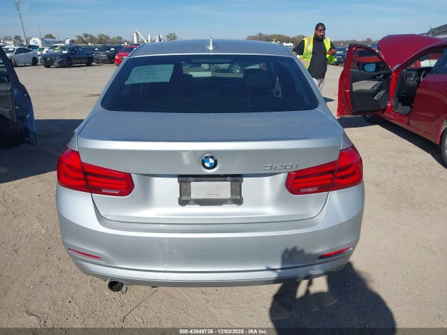 Продаж на аукціоні авто 2018 Bmw 320i, vin: WBA8E1G58JNU93195, номер лоту: 43849736