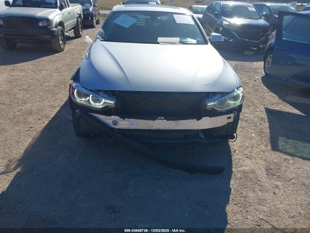 2018 BMW 320I WBA8E1G58JNU93195 Photo 5