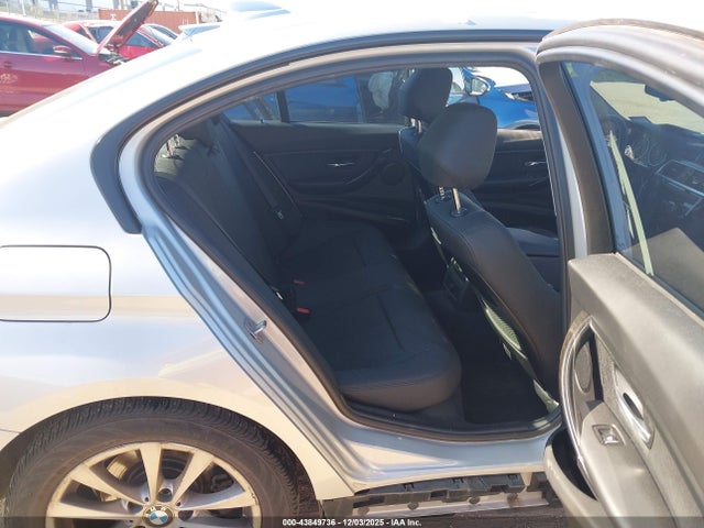2018 BMW 320I WBA8E1G58JNU93195 Photo 7