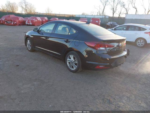 2019 HYUNDAI ELANTRA KMHD84LF2KU804969 Photo 2