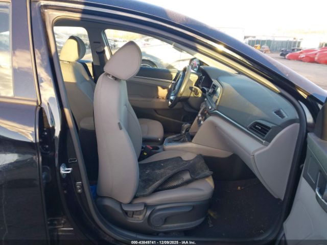 2019 HYUNDAI ELANTRA KMHD84LF2KU804969 Photo 4