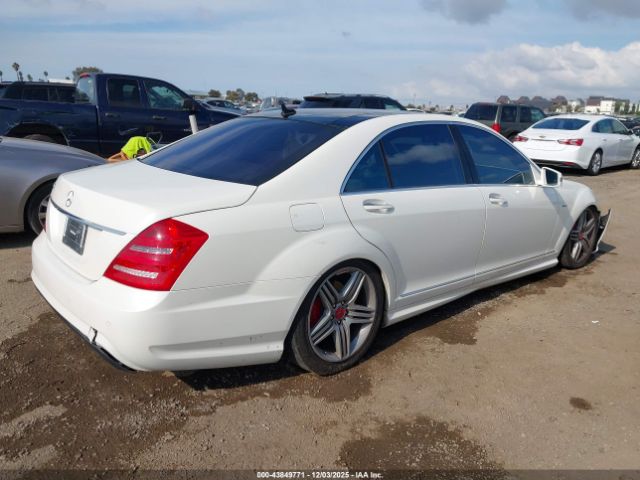 2012 MERCEDES-BENZ S 550 WDDNG7DB7CA469452 Photo 3