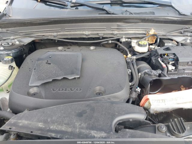 2020 VOLVO XC40 YV4162UK5L2252164 Photo 9