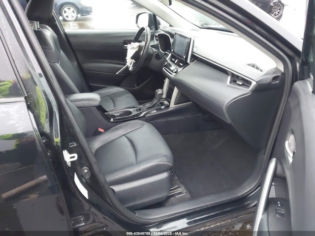 Toyota Corolla Cross Xle 2022 7MUEAABG9NV041935 Image 5