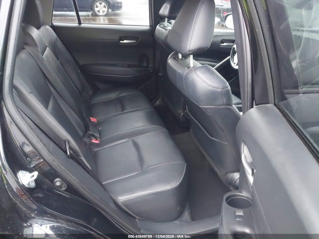 Toyota Corolla Cross Xle 2022 7MUEAABG9NV041935 Image 8
