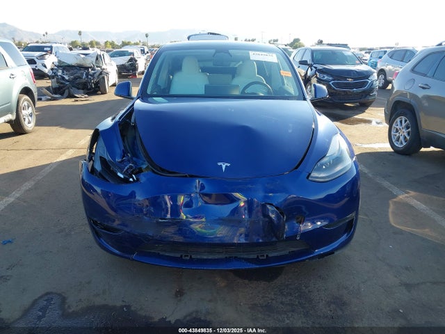 2023 TESLA MODEL Y 7SAYGDEF5PF760930 Photo 5