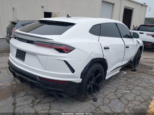 2019 LAMBORGHINI URUS ZPBUA1ZL3KLA01106 Photo 3