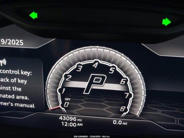 2019 LAMBORGHINI URUS ZPBUA1ZL3KLA01106 Photo 6